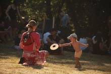 Nespoutaný život v Kamenné kolonii